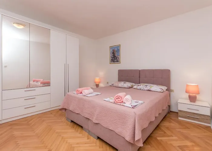 Apartament Agape *